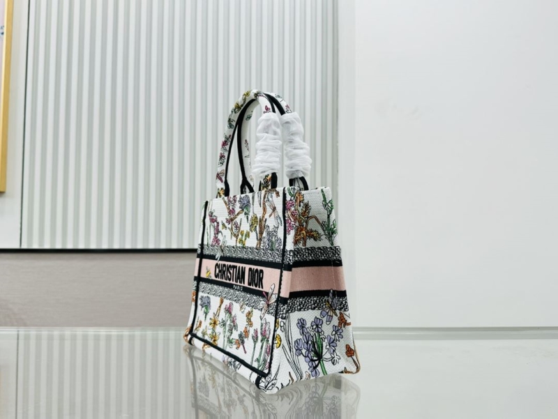 Dior Shopping Bags